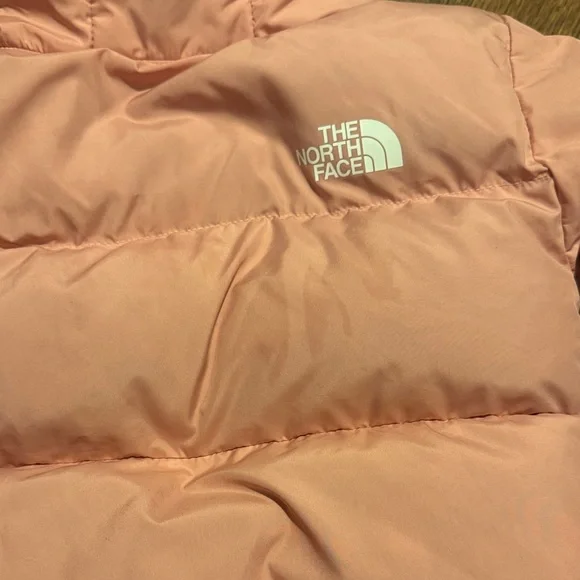 The North Face Blush Pink Hooded Jacket - Picture 6 of 6
